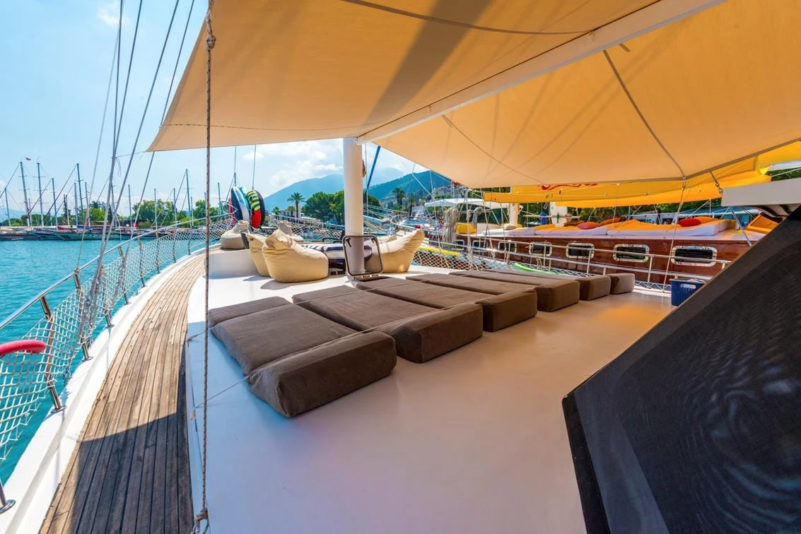 deck
